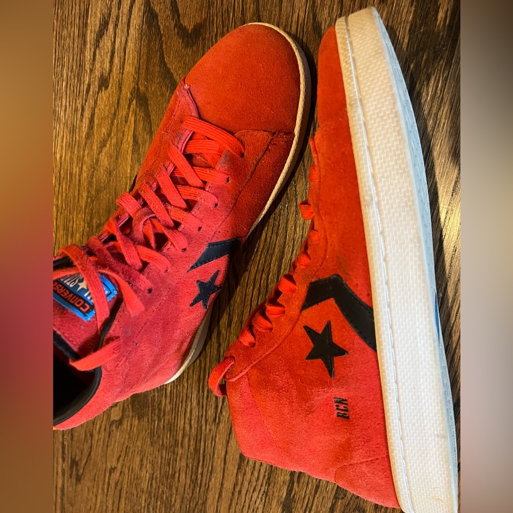Converse ProLeather suede hi top  shoes size 9 men’s size 10.5 women